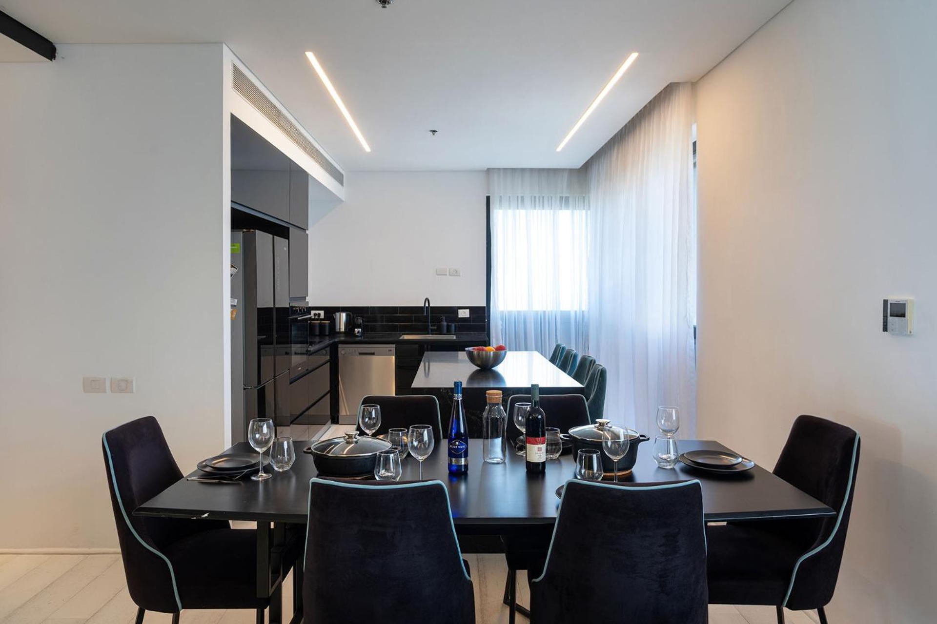 Apartamento Yalarent Sea-Breeze Penthouse With Jacuzzi Bat Yam Exterior foto